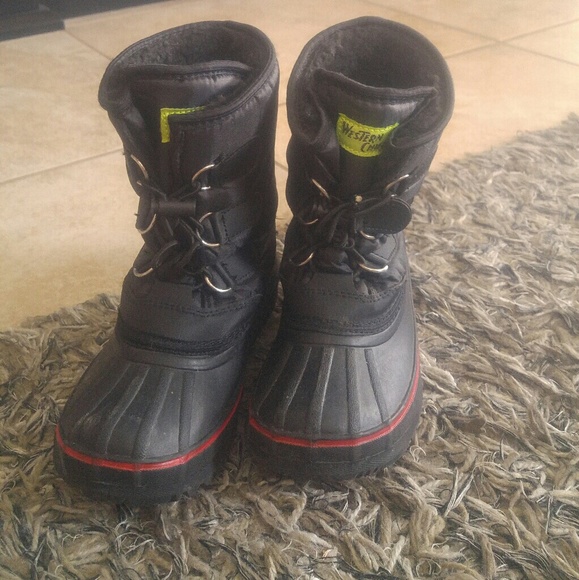 Toddler snow boots - Picture 2 of 3